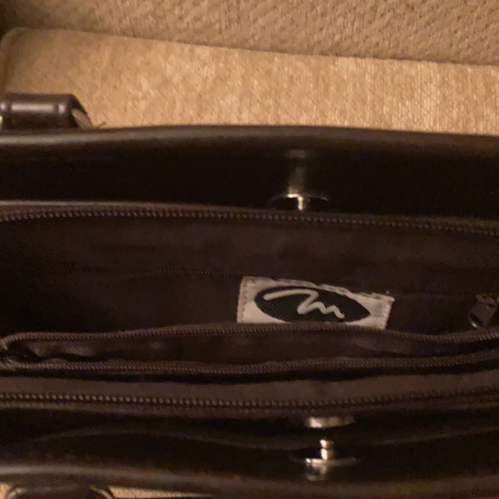 Marlo Handbag. - image 4